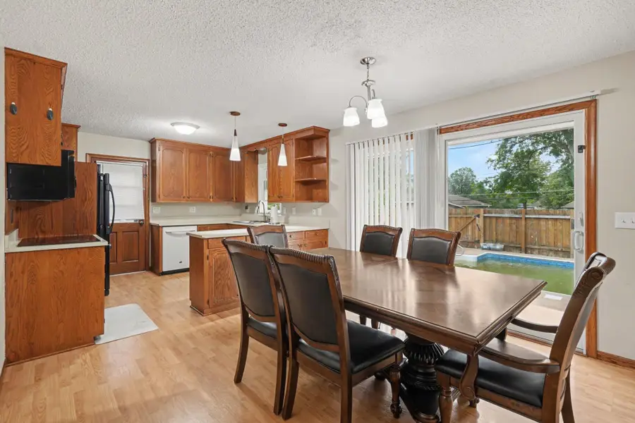 2728 119th Avenue Nw, Coon Rapids, MN 55433 - #2