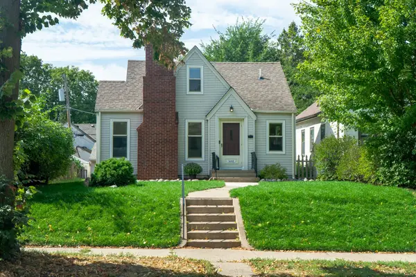5012 15th Avenue S, Minneapolis, MN 55417