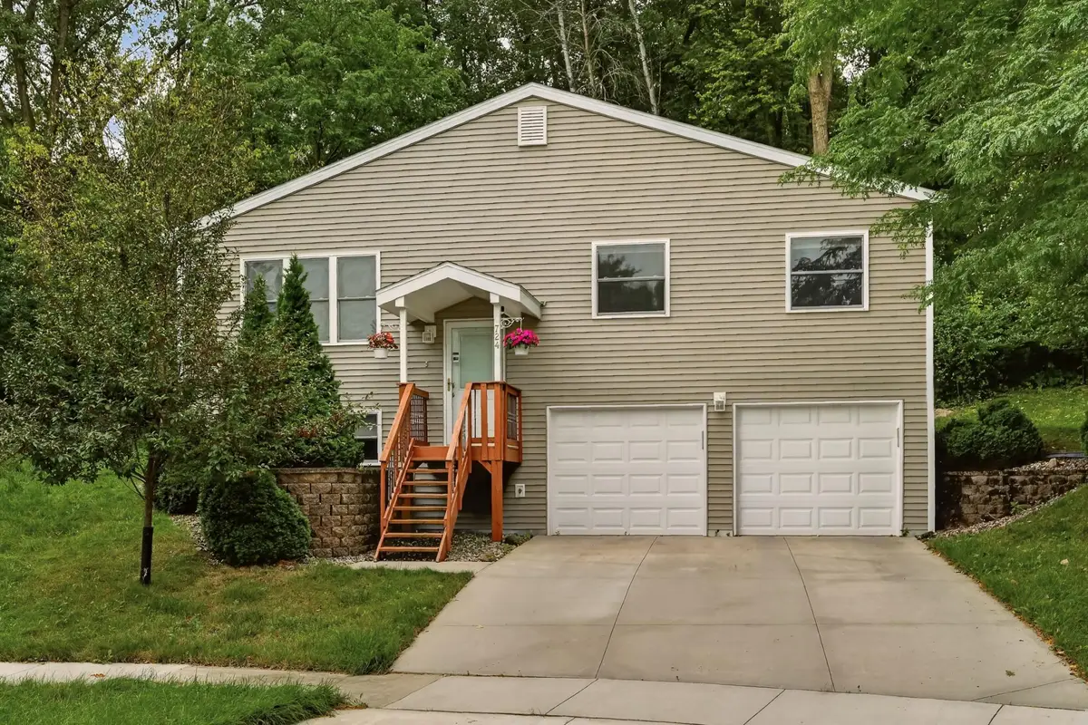 724 20th Avenue Sw, Rochester, MN 55902 - #1
