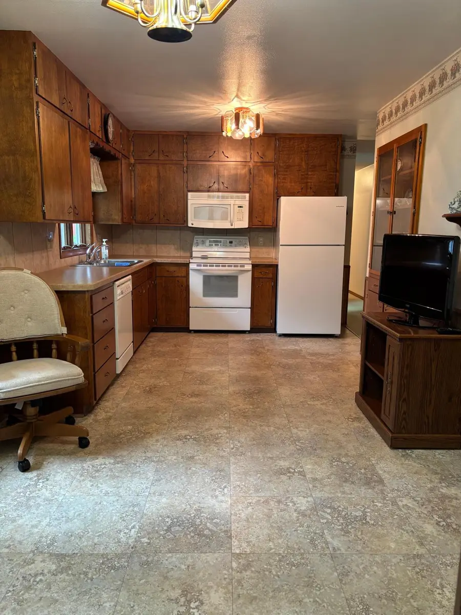1313 Holland Street, Fairmont, MN 56031 - #2