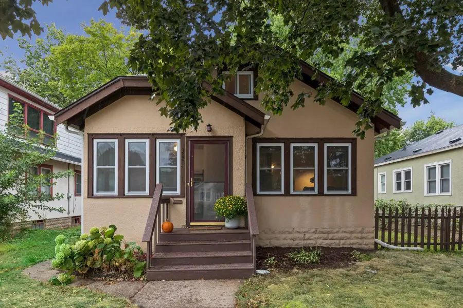 3821 29th Avenue S, Minneapolis, MN 55406 - #3