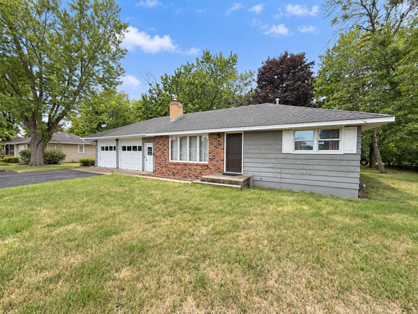 11942 Crooked Lake Boulevard Nw, Coon Rapids, MN 55433