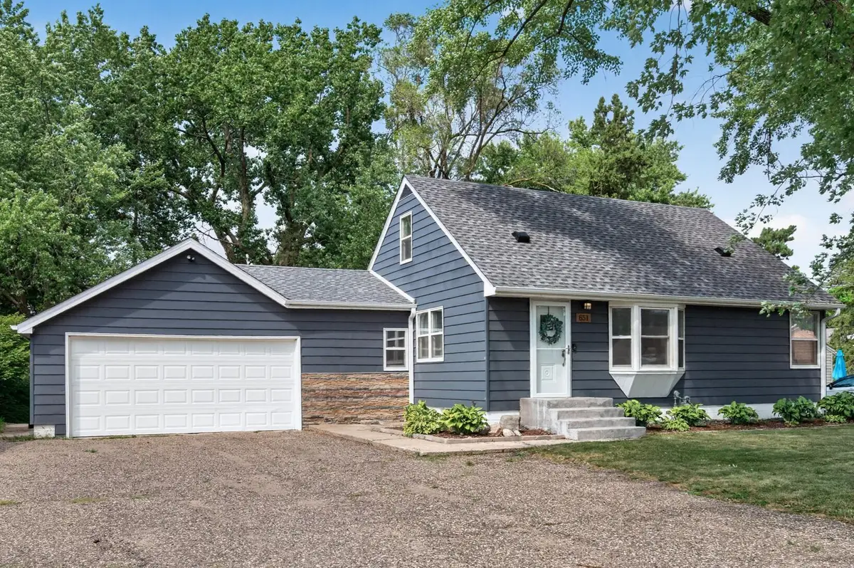 651 County Road B2 W, Roseville, MN 55113 - #1