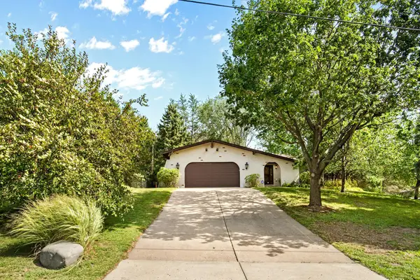 4030 Mackubin Street, Shoreview, MN 55126