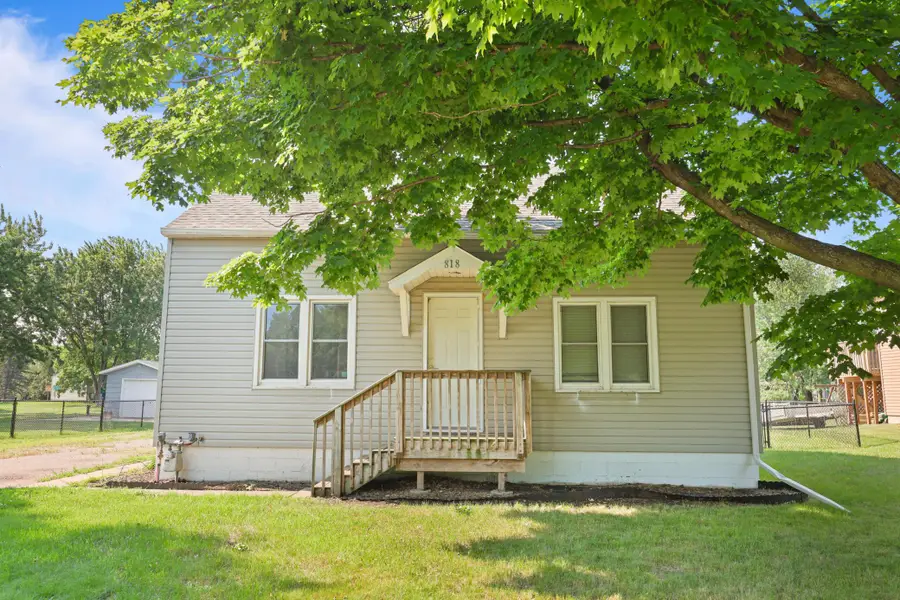 818 E Minnesota Street, Saint Joseph, MN 56374 - #3