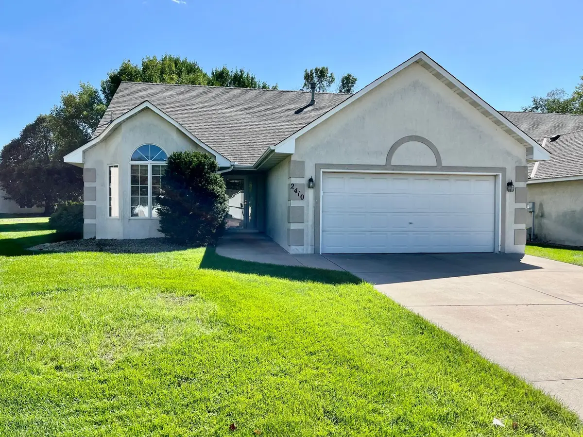 2410 Wight Bay, Brooklyn Park, MN 55443 - #1