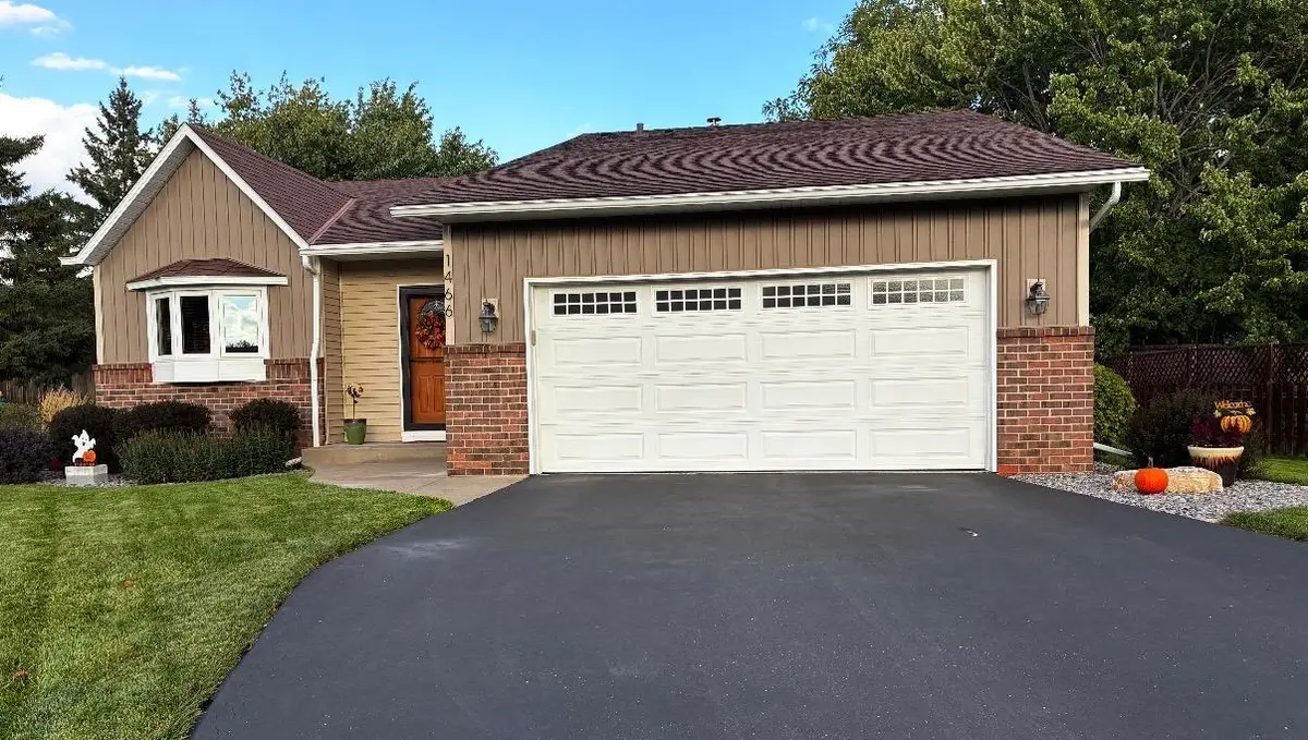 1466 Laurel Avenue, Saint Paul Park, MN 55071 - #1