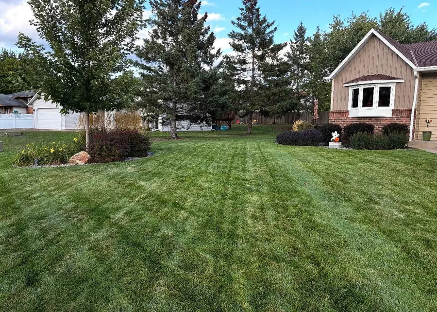 1466 Laurel Avenue, Saint Paul Park, MN 55071 - #3