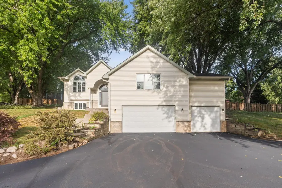 2975 Egan Avenue, Eagan, MN 55121 - #2