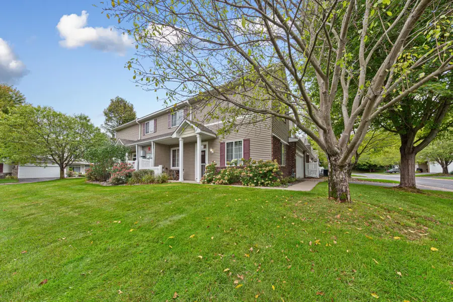 738 Maple Hills Drive #J, Maplewood, MN 55117 - #2