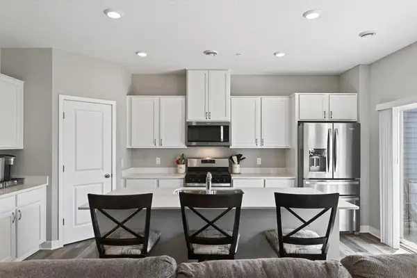 12536 Guadalcanal Circle Ne #E, Blaine, MN 55449