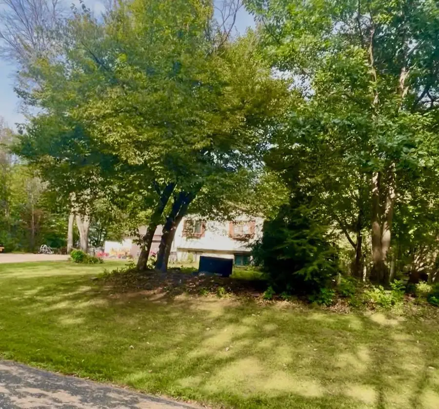 2060 Bridge Spur, Shakopee, MN 55379 - #2
