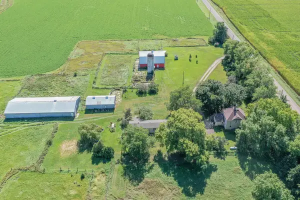 18413 60th Street Sw, Prinsburg, MN 56281