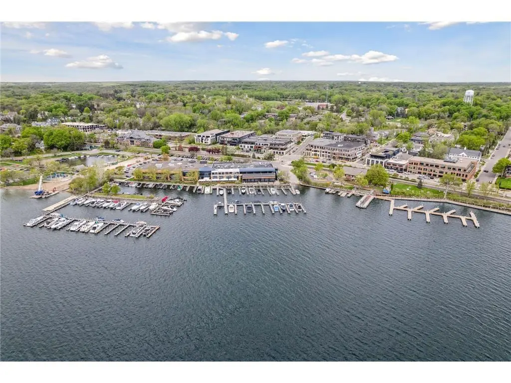 275 Lake Street E #302, Wayzata, MN 55391 - #1