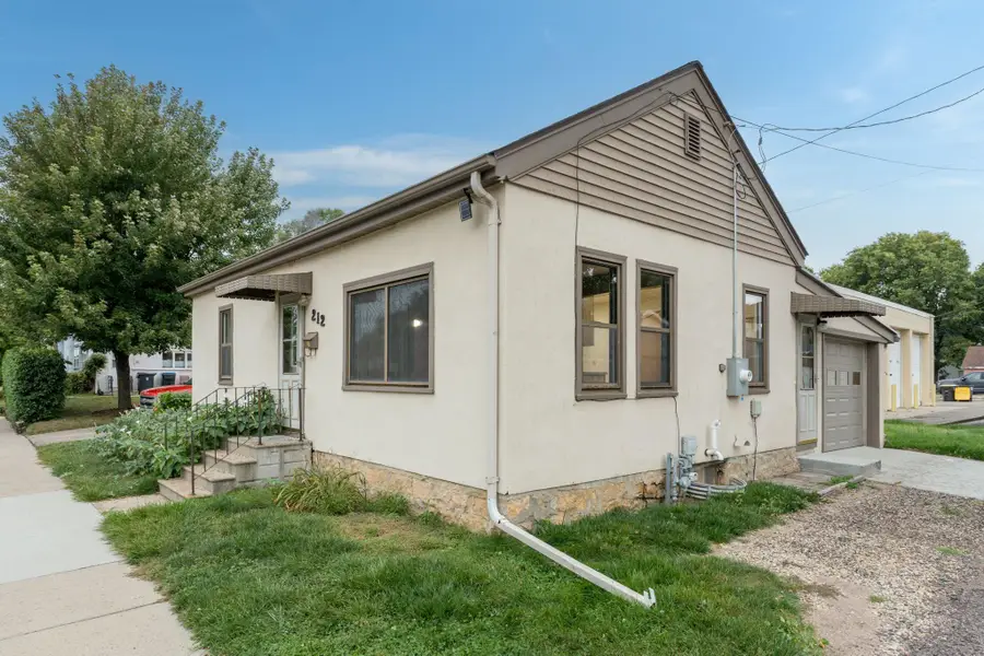 212 E Rock Street, Mankato, MN 56001 - #2