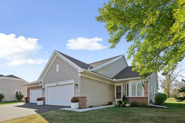 8977 Deer Run Drive, Victoria, MN 55386