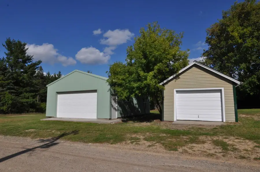 10 Hillside Avenue Nw, Akeley, MN 56433 - #3