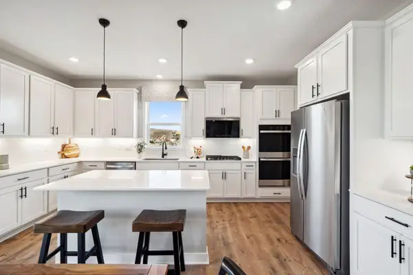 3796 Brookside Drive, Chaska, MN 55318