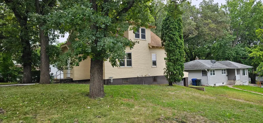 329 W Birch Avenue, Fergus Falls, MN 56537 - #3