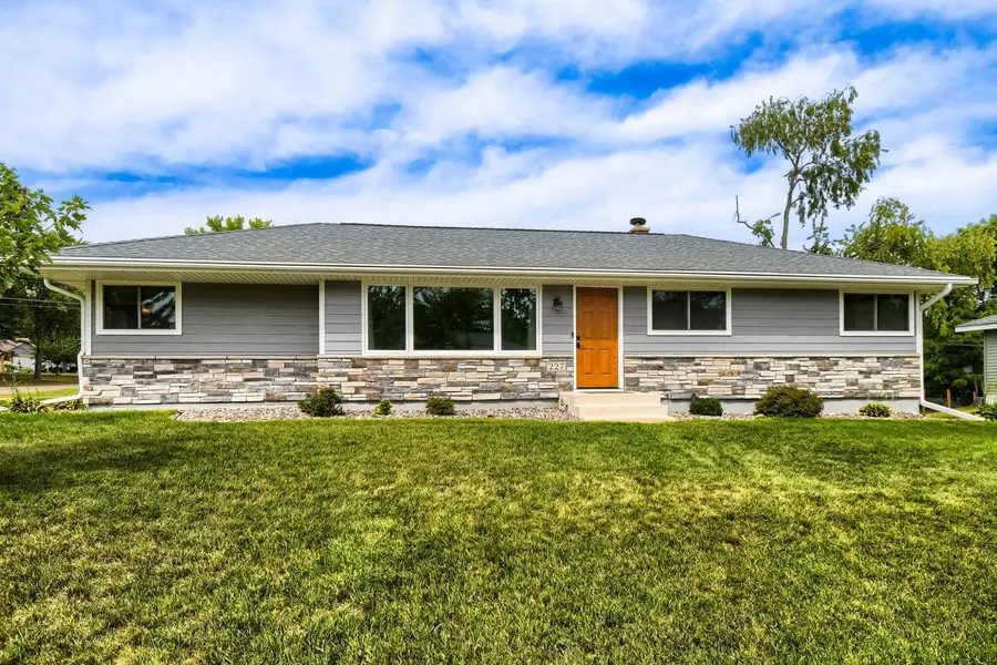 227 Dawn Avenue, Shoreview, MN 55126 - #3