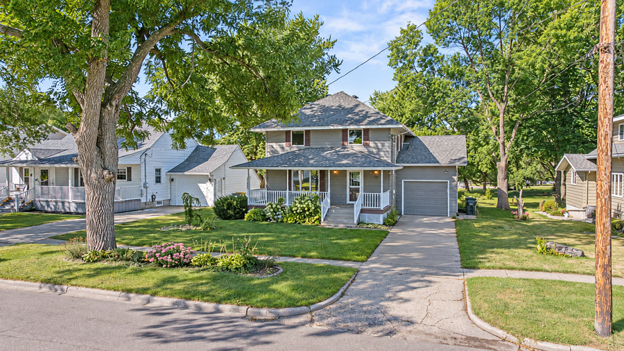 165 W 5th Street N, Cottonwood, MN 56229 - #3