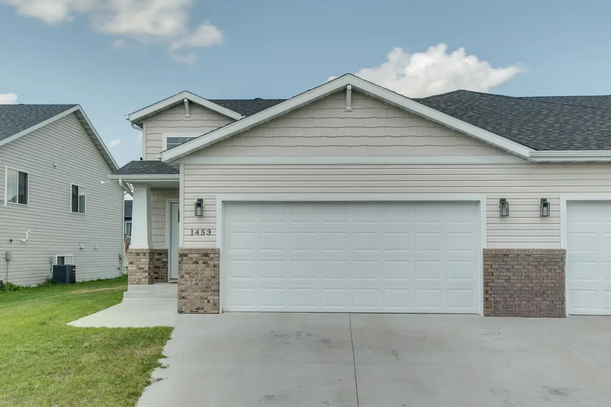 1453 69th Avenue S, Fargo, ND 58104 - #1