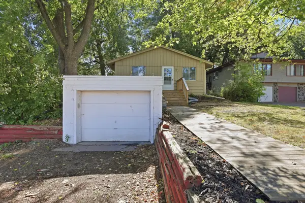 5013 Shoreline Drive, Mound, MN 55364