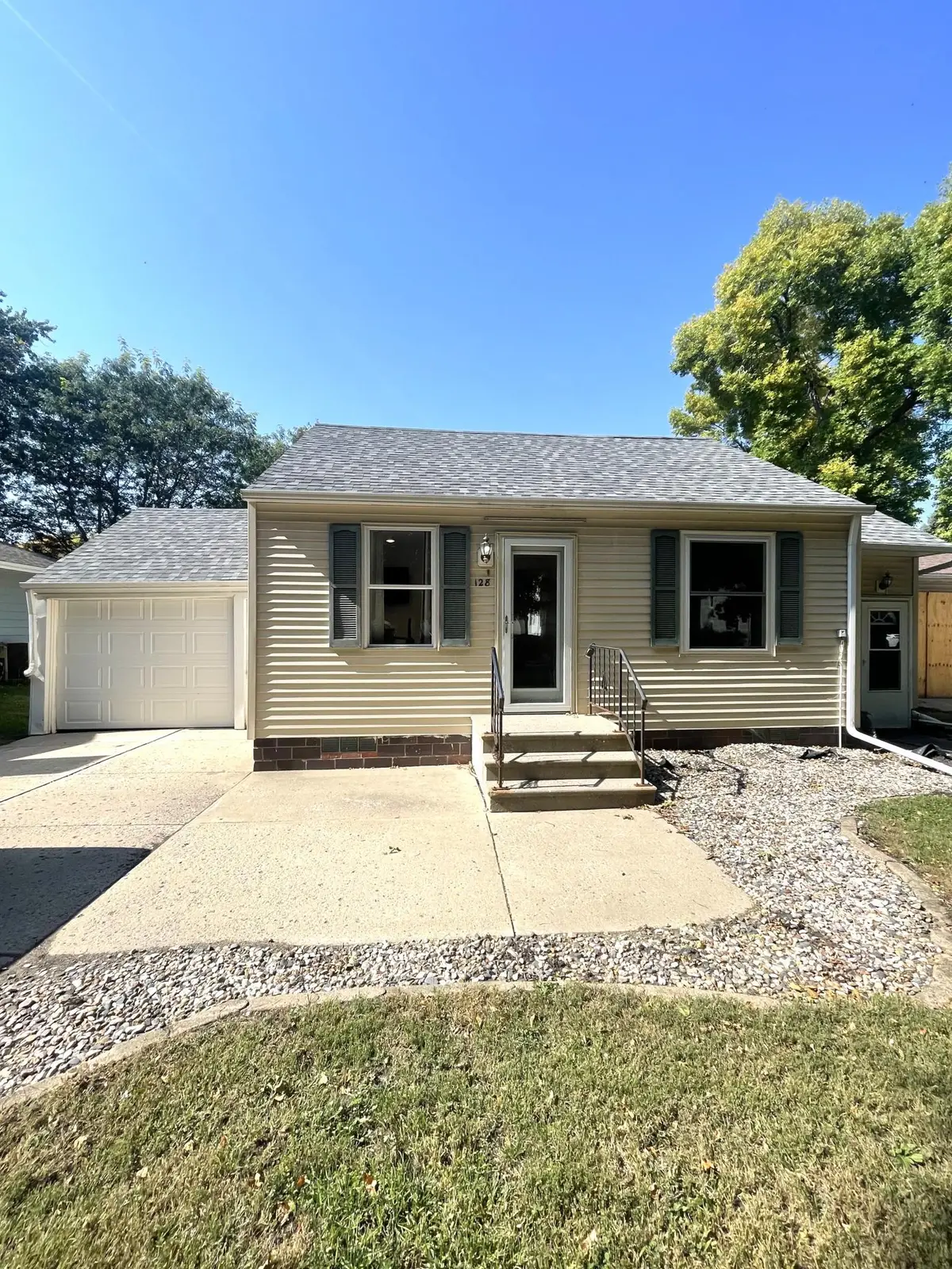 128 S Main Street, Sherburn, MN 56171 - #1