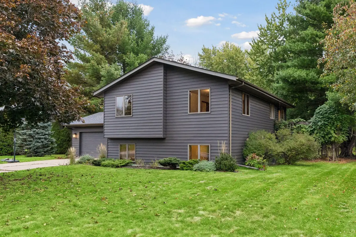 1112 Grandview Drive, Hudson, WI 54016 - #1