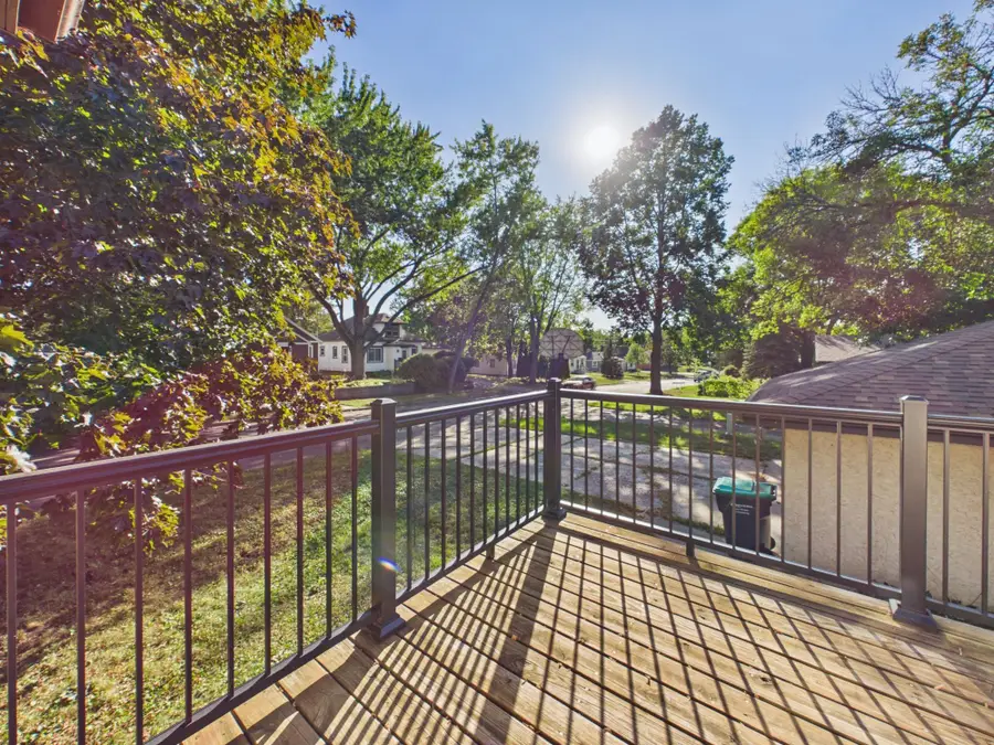 2253 Charles Street N, Saint Paul, MN 55109 - #3