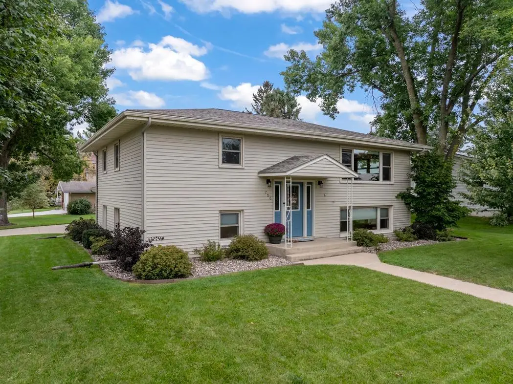 700 Lyndale Avenue, Spring Valley, MN 55975 - #1