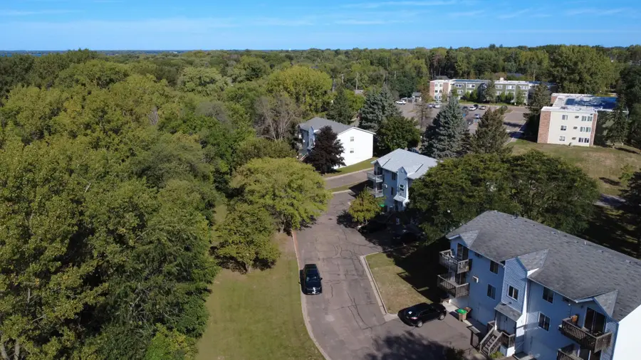 240 Hallam Avenue S, Mahtomedi, MN 55115 - #3