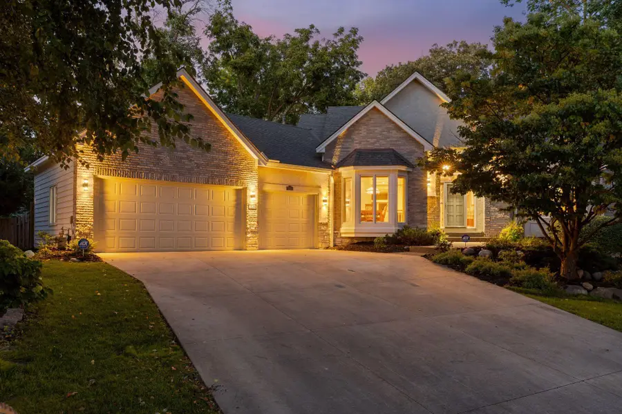 7524 Auto Club Circle, Bloomington, MN 55438 - #2