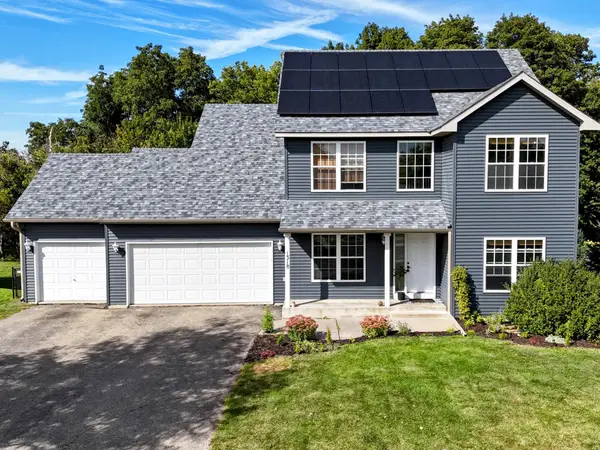 1318 Bluff Street, Dundas, MN 55019