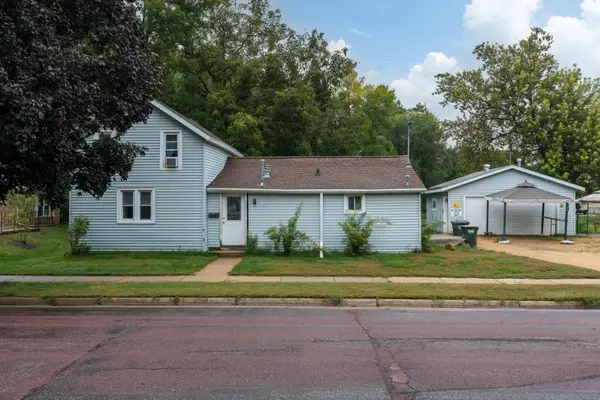 315 Hoosac Street E, Waterville, MN 56096