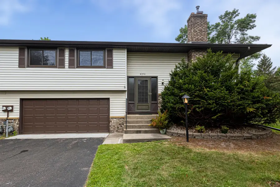 6570 Upper 35th Street N, Oakdale, MN 55128 - #2