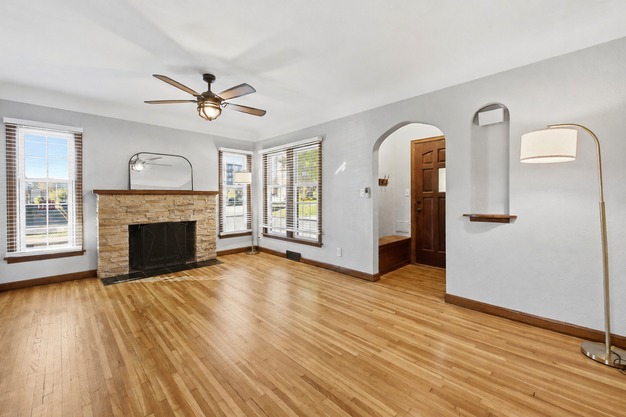 1118 Livingston Avenue, West Saint Paul, MN 55118 - #2