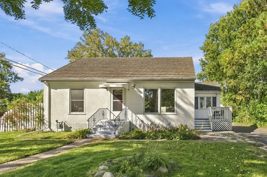 2359 Victoria Street N, Roseville, MN 55113 - #3