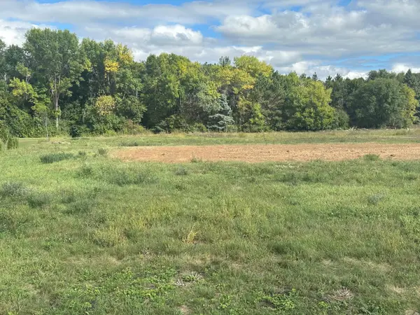 512 Northern Meadows Lane, Sartell, MN 56377