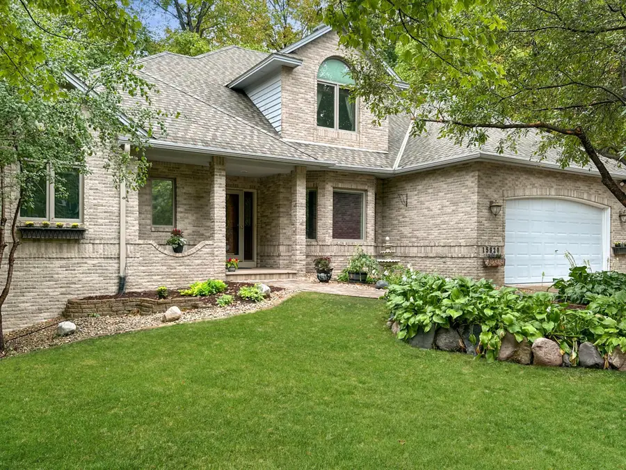 15920 37th Avenue N, Plymouth, MN 55446 - #2