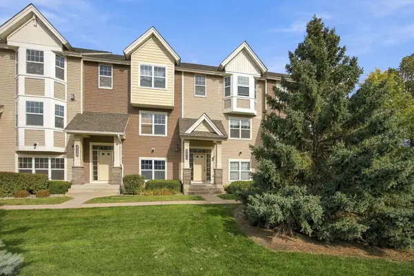 3721 Hazel Trail #C, Woodbury, MN 55129