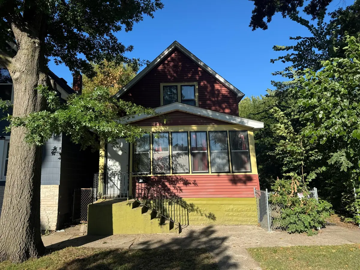 849 Woodbridge Street, Saint Paul, MN 55117 - #1