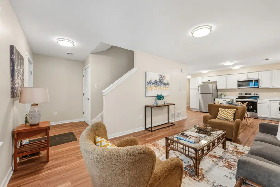 1360 Winthrop Street N #2, Saint Paul, MN 55119 - #2