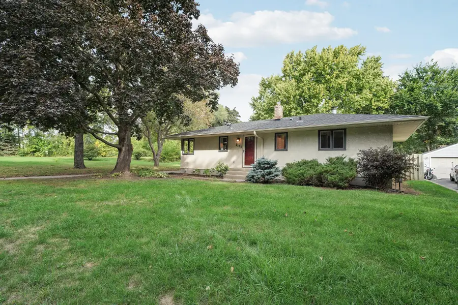 2153 Holloway Avenue E, North Saint Paul, MN 55109 - #2