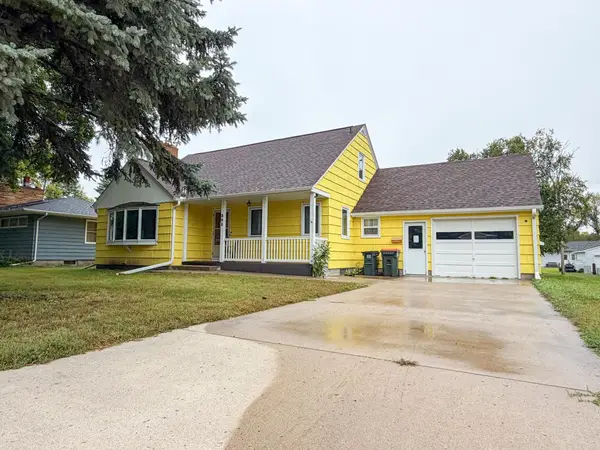 303 S Main Street, Winthrop, MN 55396