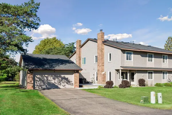 4679 Jackstone Point, Eagan, MN 55122