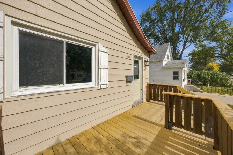 1809 5th Avenue S, Fargo, ND 58103 - #3