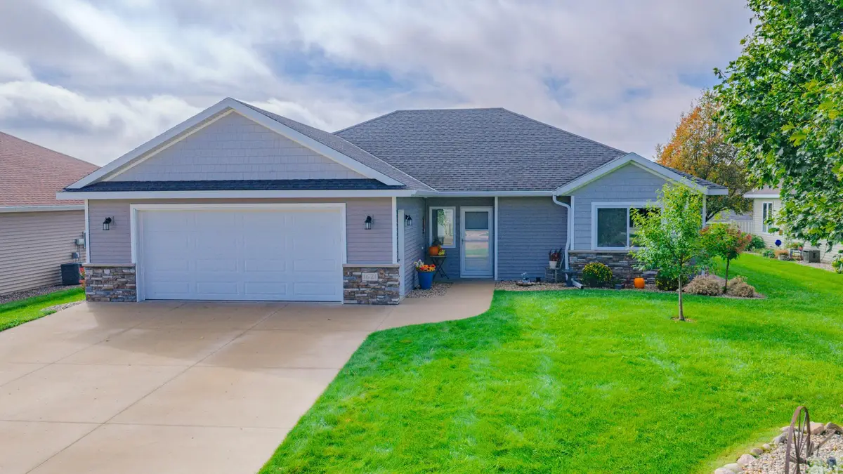1621 19th Avenue Nw, Willmar, MN 56201 - #1