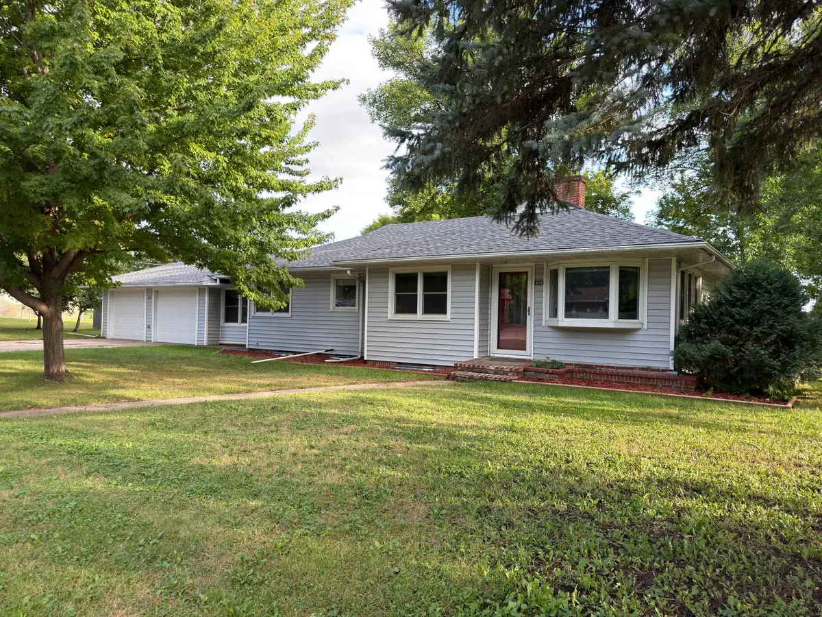 815 Court Avenue, Gaylord, MN 55334 - #1