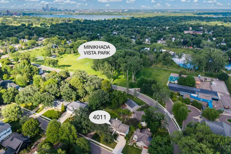 4011 Grimes Avenue S, Edina, MN 55416 - #3